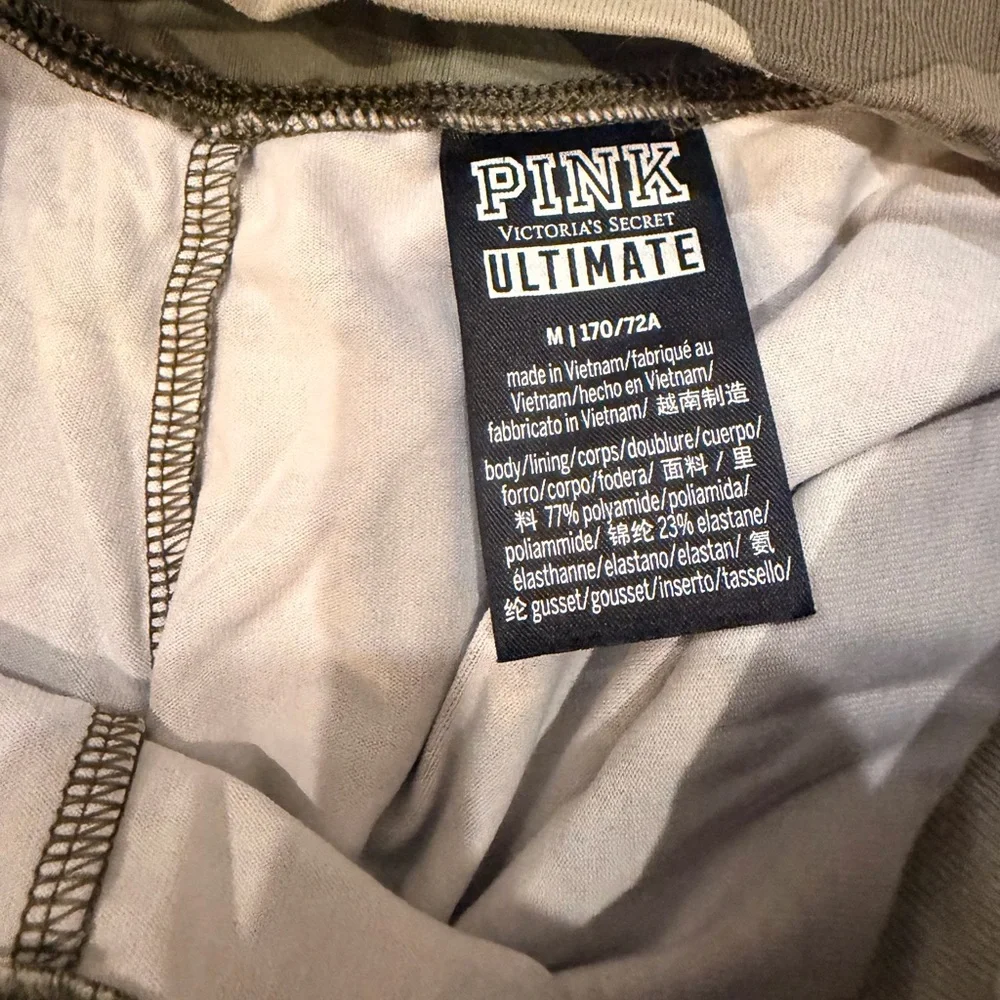 PINK Camo Leggings - Picture 3 of 4